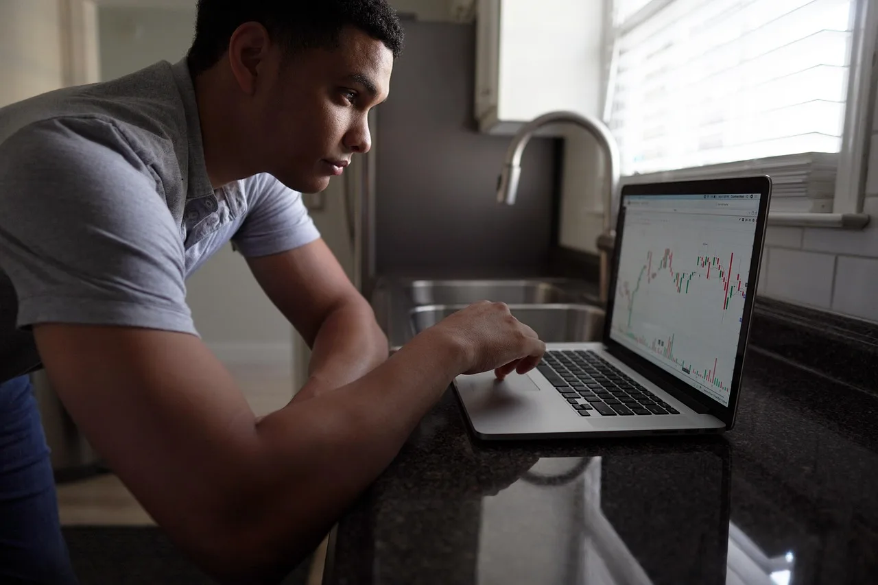 S&P 500 odbija, ale czy to koniec kłopotów? Eksperci ostrzegają przed „nadzieją, a nie faktami”