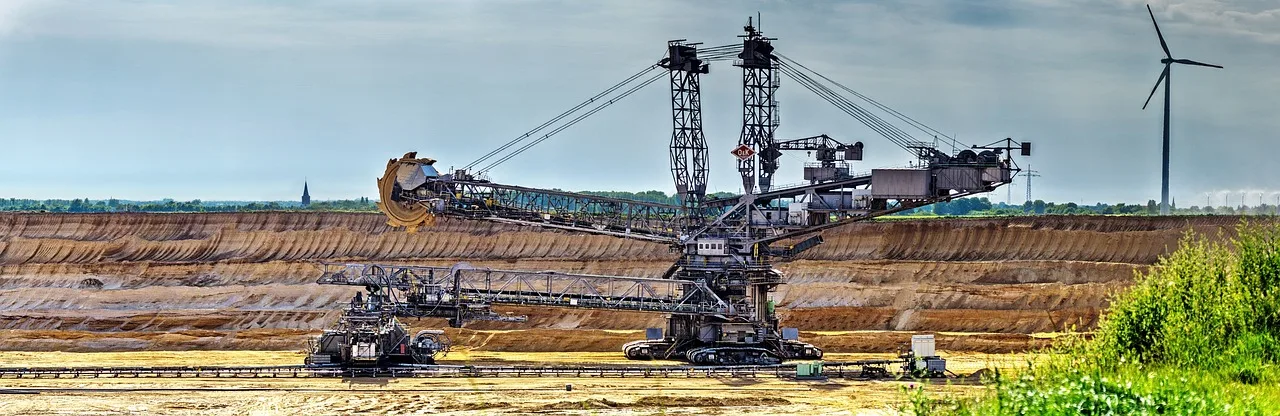 KGHM wraca do gry! Gigant srebra po 40% załamaniu gotowy na nowe rekordy?