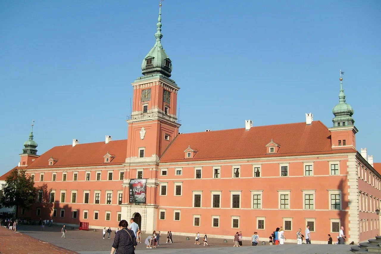 2333 zł dla każdego Polaka? Rewolucyjny pomysł odrzucony przez Sejm