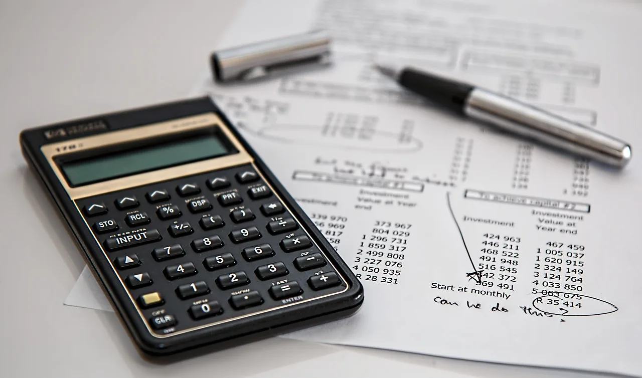 Więcej pieniędzy „na rękę” bez podwyżki? Oto jak działa ulga, która podbija polski rynek pracy