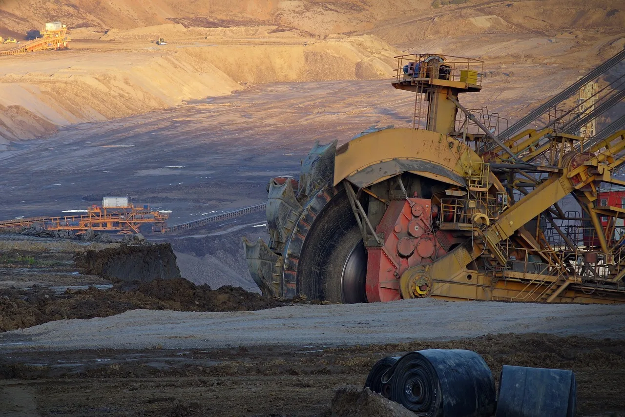 Bumech wbija łopatę w RPA: Przejęcie kopalni Maranda i 26% skok kursu