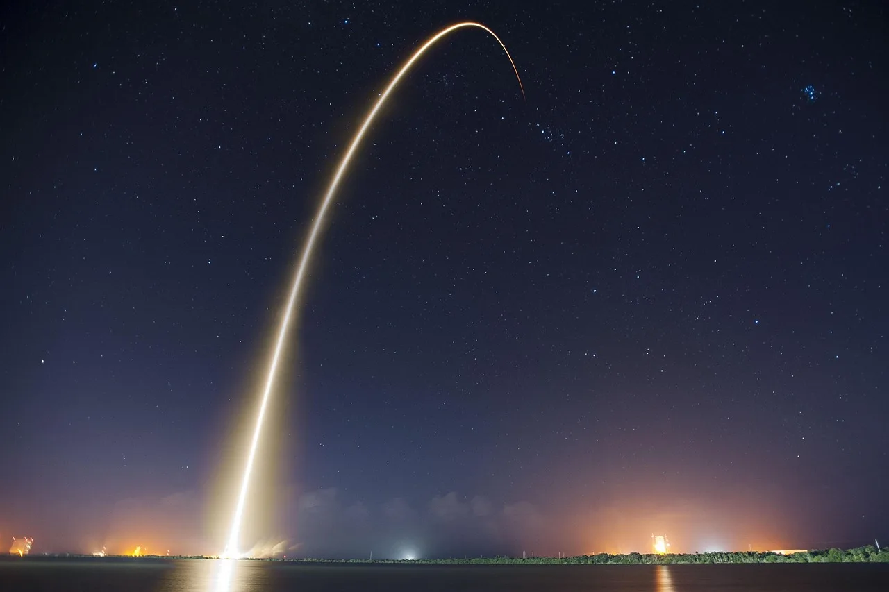 POLSARIS przybiera na mocy! SpaceX wystrzelił czwartego satelitę dla polskiej armii