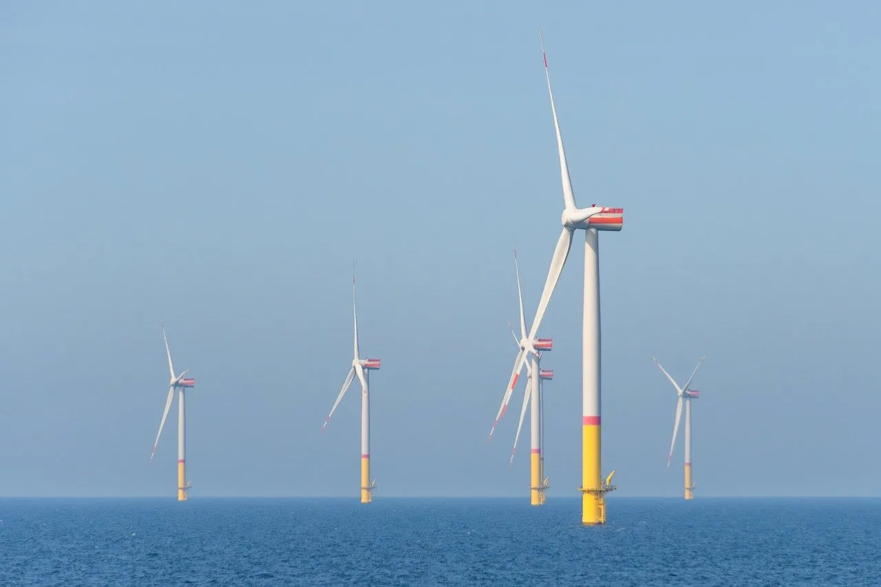 Bałtyk się wiruje! Polska staje się offshore’owym liderem, ale jak chronić nasze nowe źródło energii?