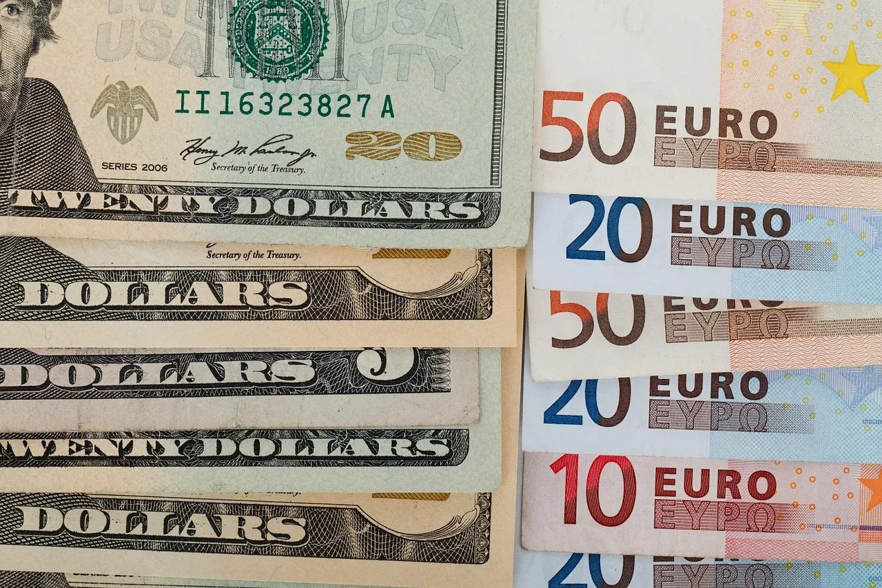 Dolar traci grunt pod nogami: złoty i euro na fali wzrostów. Co dalej?