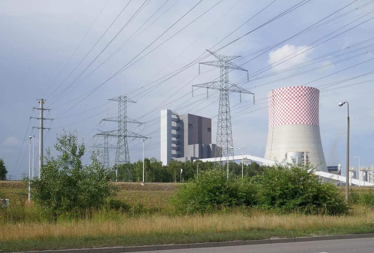 Polski elektryk ma termin: 2029. Foxconn i EMP finalizują umowę na gigafabrykę w Jaworznie