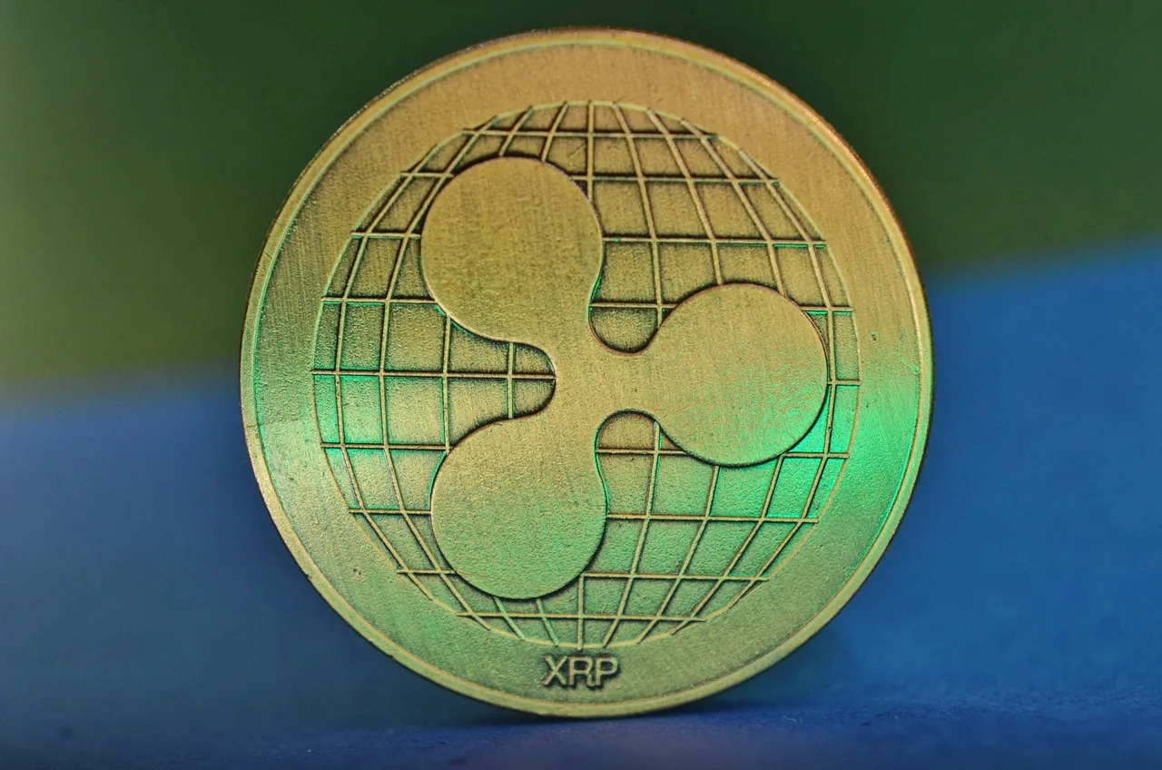 XRP i BNB na celowniku – które kryptowaluty mogą wrócić do klubu 100 mld USD?